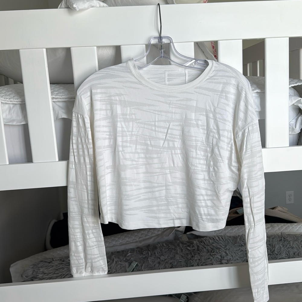 Lululemon Cropped Mesh White Zebra Print Long Sleeve